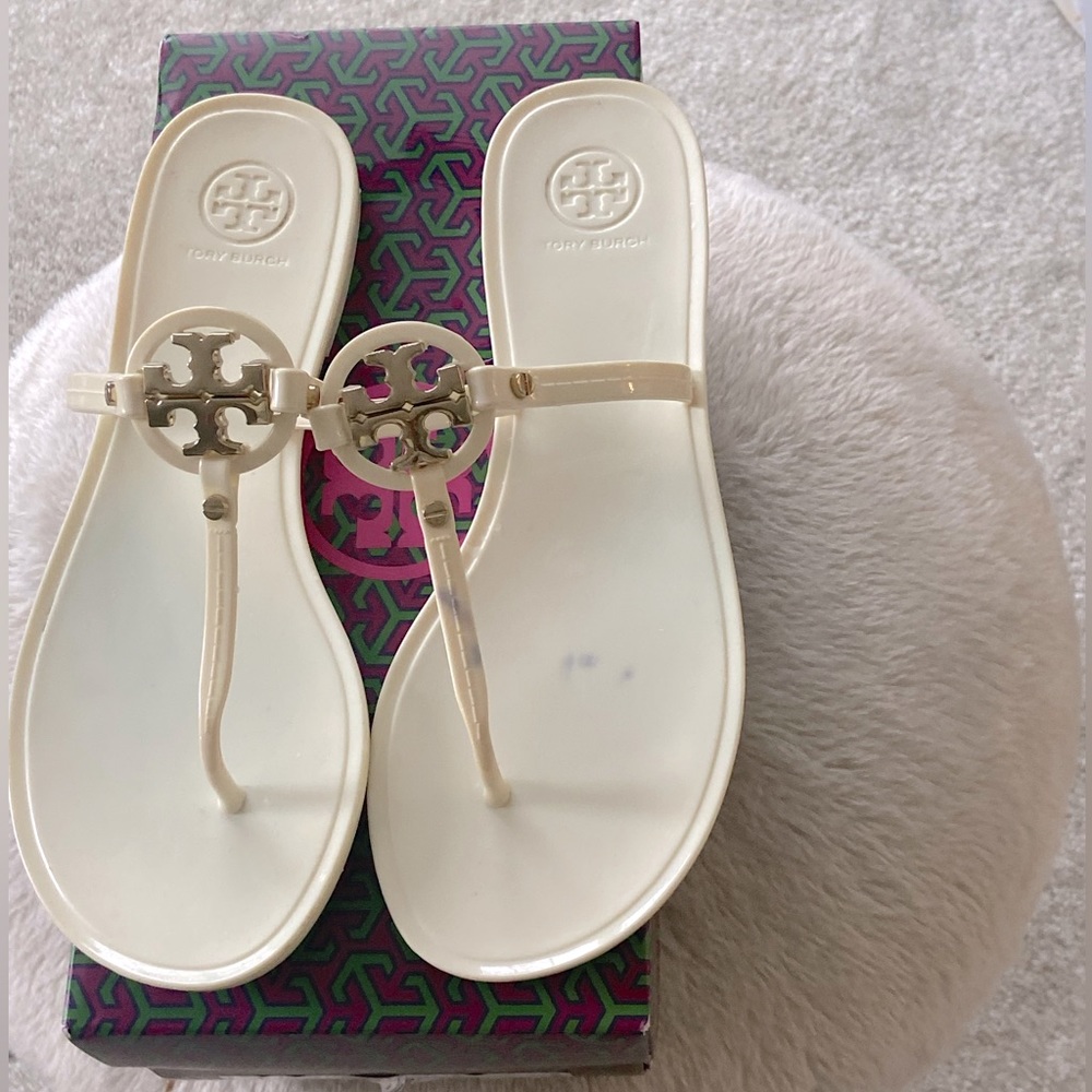 Authentic Tory Burch Jellies Size 38(8)